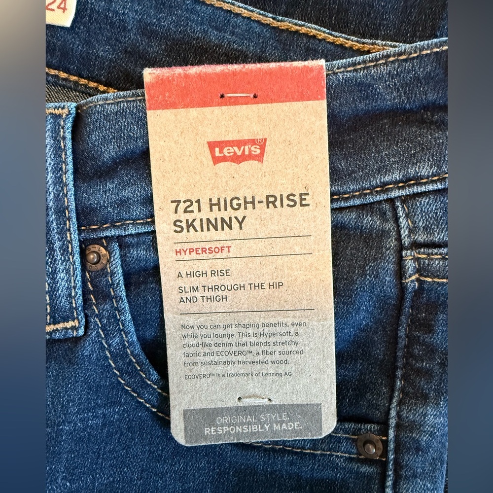 Levi’s 721 High Rise Skinny Dark Indigo Women's Skinny Jeans Size 24 NWT - Picture 7 of 10